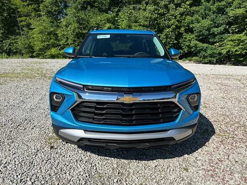 New 2026 Chevrolet TrailBlazer LT w/ LT Cold Weather Package AWD/4WD image 3