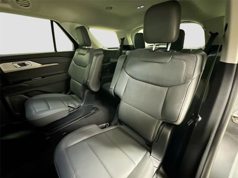 New 2026 Ford Explorer Active w/ Active Comfort Package image 23
