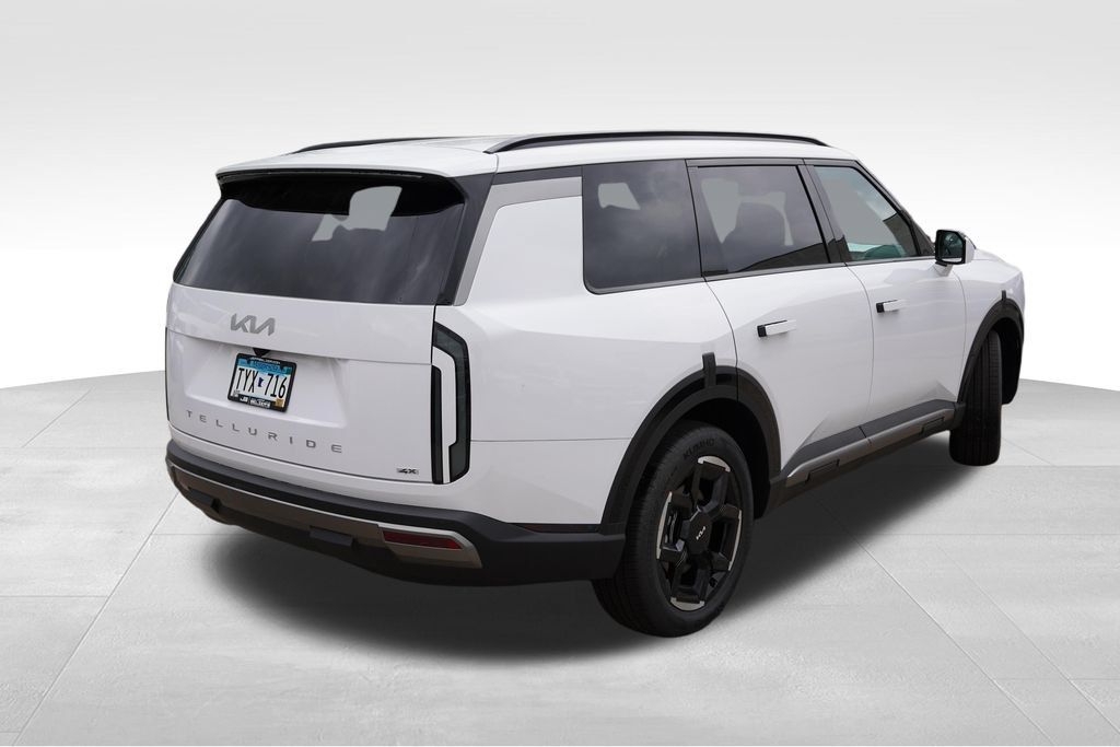 Certified 2027 Kia Telluride EX w/ Towing Package AWD/4WD image 3