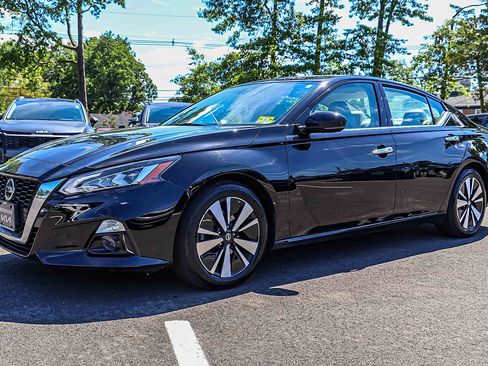 Used 2019 Nissan Altima 2.5 SL FWD image 3