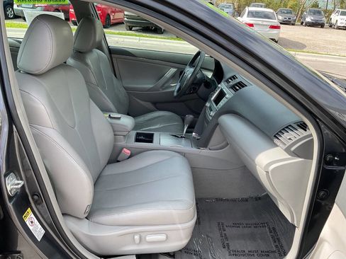 Used 2009 Toyota Camry Hybrid FWD image 37