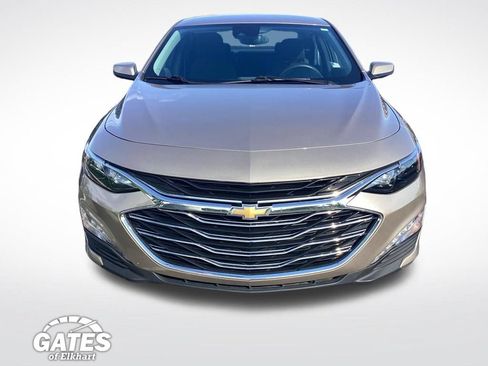 Used 2024 Chevrolet Malibu LT FWD image 2