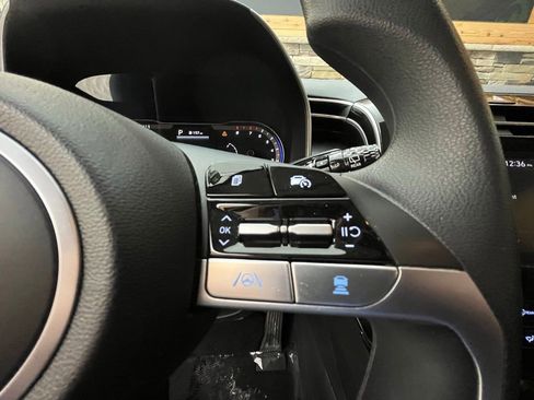 Used 2023 Hyundai Tucson SEL image 16