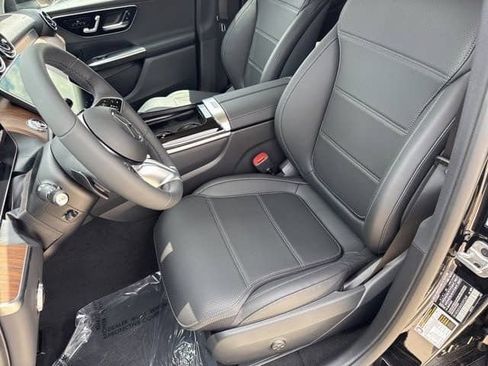 New 2025 Mercedes-Benz GLC 350e 4MATIC image 13