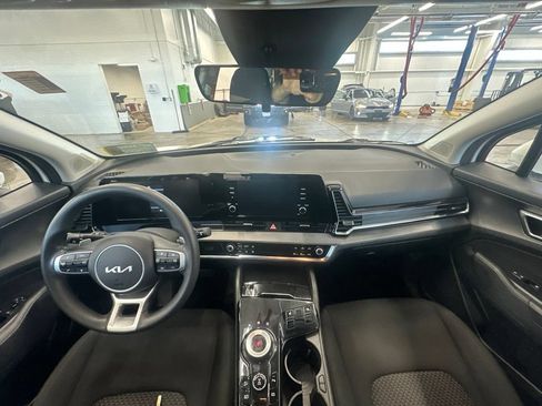 Certified 2023 Kia Sportage LX AWD/4WD image 6