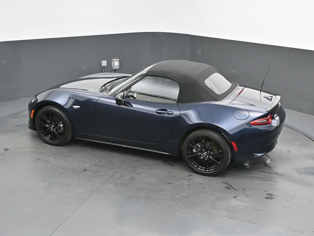 Used 2025 MAZDA MX-5 Miata Club RWD image 28