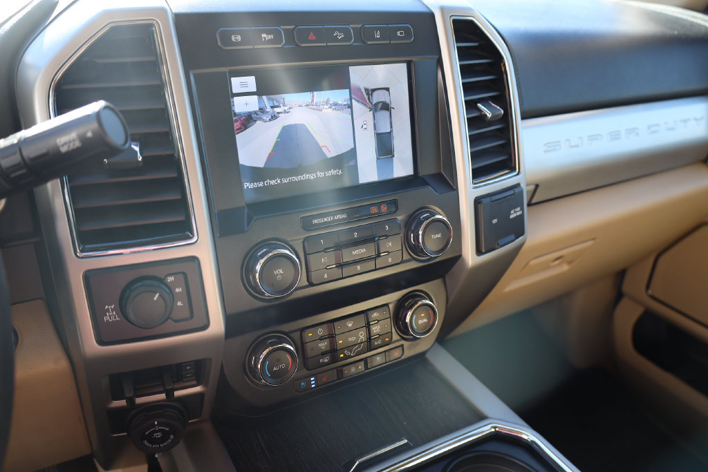 Used 2021 Ford F250 Lariat w/ Lariat Ultimate Package AWD/4WD image 15