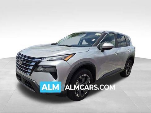 Used 2025 Nissan Rogue SV FWD image 1