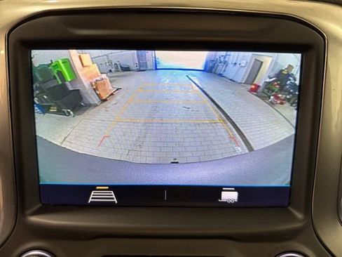 Used 2022 Chevrolet Silverado 1500 RST image 17