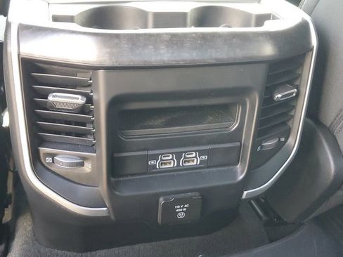 Certified 2022 RAM 1500 Big Horn AWD/4WD image 16