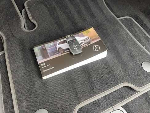 Used 2023 Mercedes-Benz EQB 300 4MATIC image 81