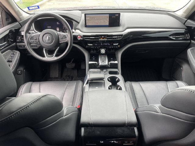 Used 2024 Acura MDX w/ Technology Package FWD image 9