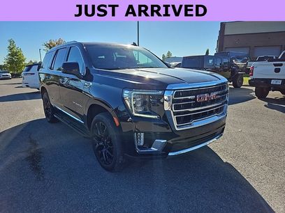Used 2022 GMC Yukon SLT w/ SLT Premium Package