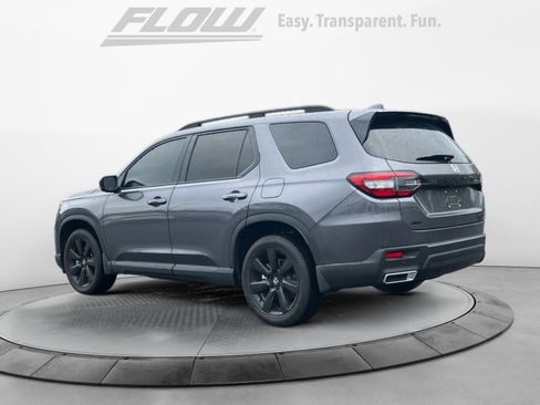 Used 2025 Honda Pilot Black Edition image 6