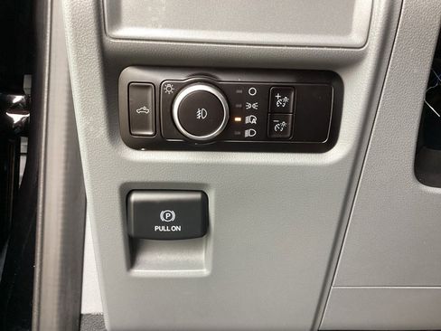 Used 2023 Ford F150 XL w/ XL Chrome Appearance Package image 58