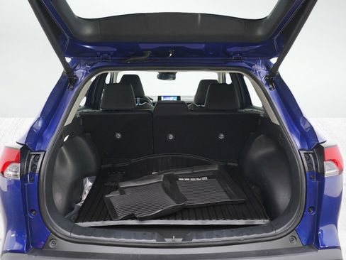 Used 2024 Toyota Corolla Cross XLE w/ Convenience Package AWD/4WD image 7