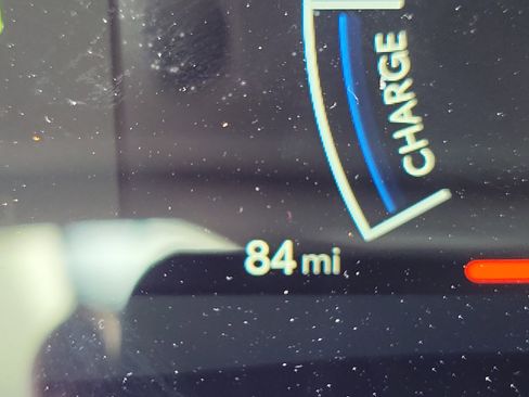 Used 2025 Toyota Camry LE image 30