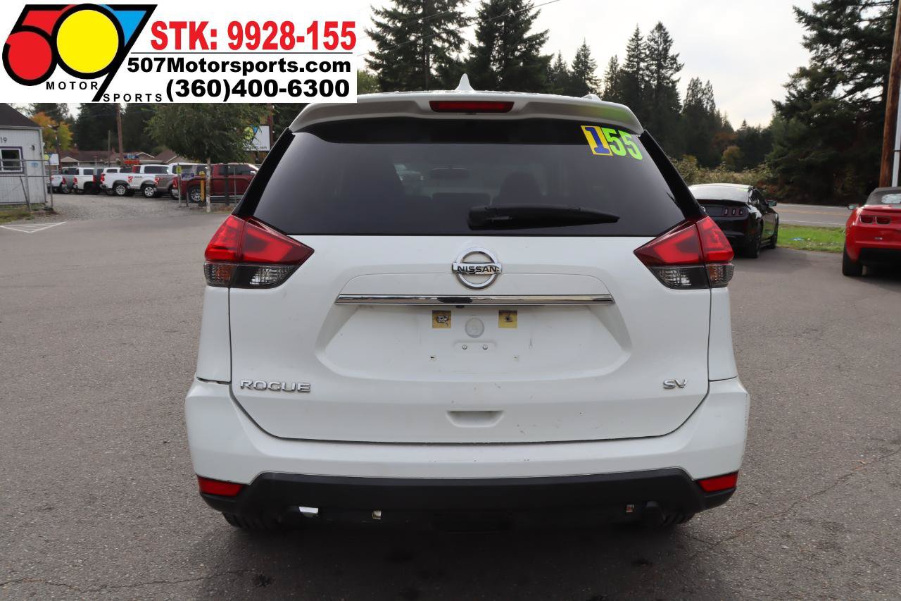 Used 2017 Nissan Rogue SV FWD image 6