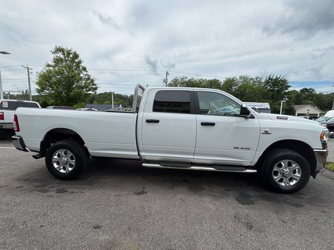 Used 2022 RAM 3500 Big Horn image 7