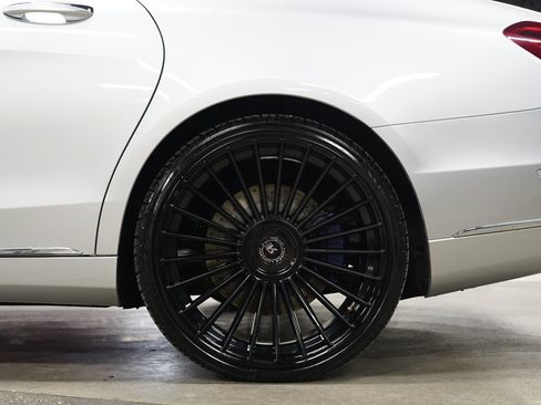 Used 2016 Mercedes-Benz Maybach S 600 image 39