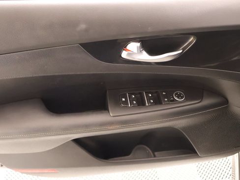 Used 2024 Kia Forte GT-Line w/ GT-Line Premium Package FWD image 16