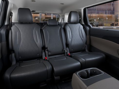 New 2026 Kia Carnival EX FWD image 16