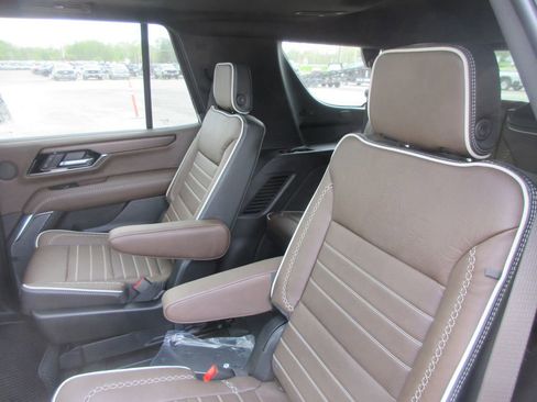 New 2026 GMC Yukon Denali Ultimate image 12