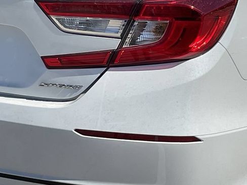 Used 2021 Honda Accord Sport image 6