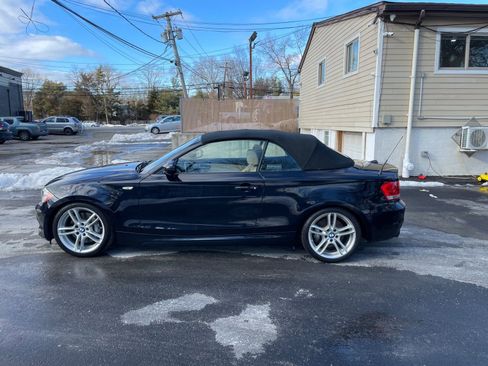 Used 2013 BMW 135i Convertible image 2