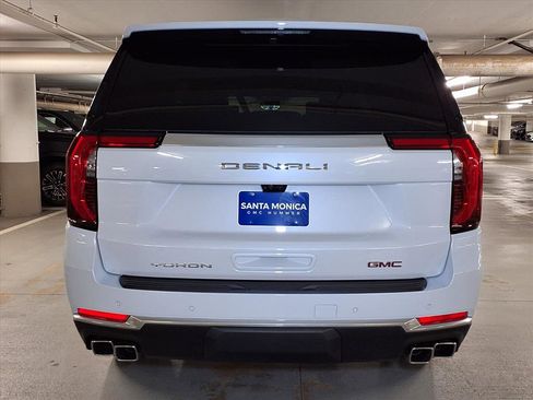 New 2026 GMC Yukon XL Denali w/ Denali Reserve Package image 9
