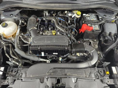 Used 2025 Ford Escape ST-Line FWD image 17