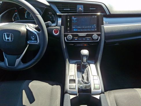 Certified 2018 Honda Civic EX image 15