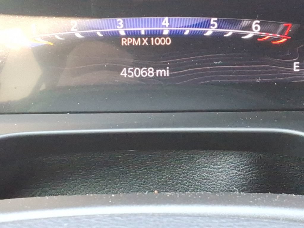 Used 2025 Jeep Grand Cherokee L Altitude RWD image 30