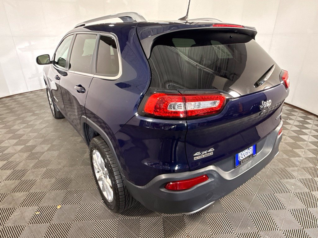 Used 2016 Jeep Cherokee Limited AWD/4WD image 7