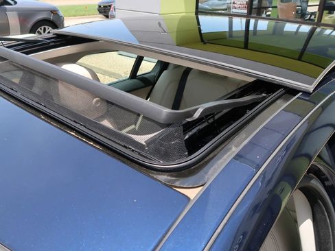 Used 2020 Jaguar XE S image 42