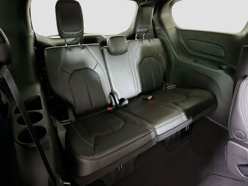New 2026 Chrysler Voyager LX image 26