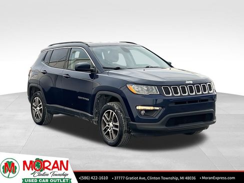 Used 2017 Jeep Compass Latitude w/ Popular Equipment Group image 8