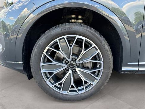 Certified 2025 Audi Q5 Premium Plus w/ Premium Plus AWD/4WD image 14