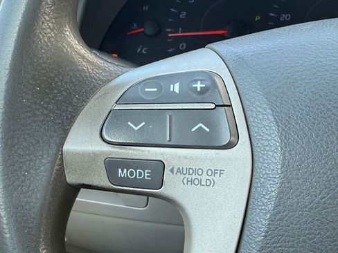 Used 2011 Toyota Camry LE w/ LE Extra-Value Pkg image 15