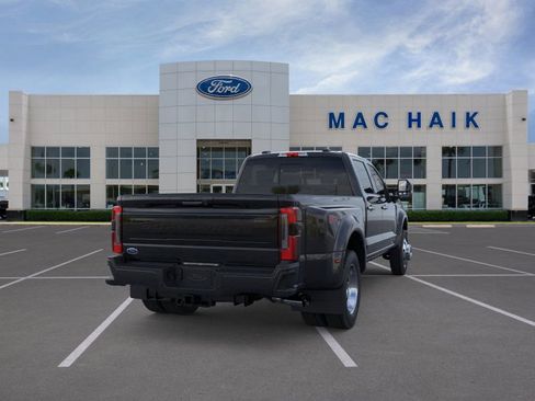 New 2026 Ford F450 Platinum w/ FX4 Off-Road Package image 8