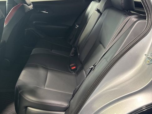 Used 2025 Toyota Prius XSE image 29