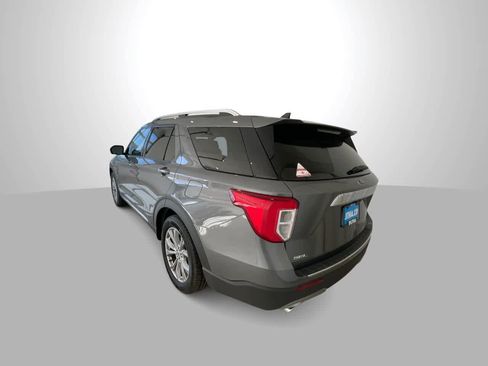 Used 2023 Ford Explorer Limited image 6