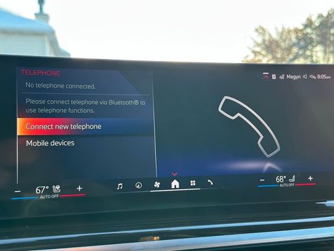 Certified 2024 BMW X5 xDrive50e w/ Premium Package image 39