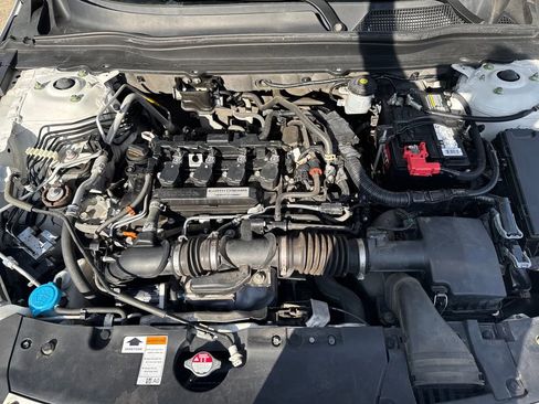 Used 2020 Honda Accord EX image 34