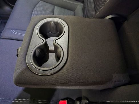 Used 2023 GMC Terrain SLE w/ Driver Convenience Package image 32