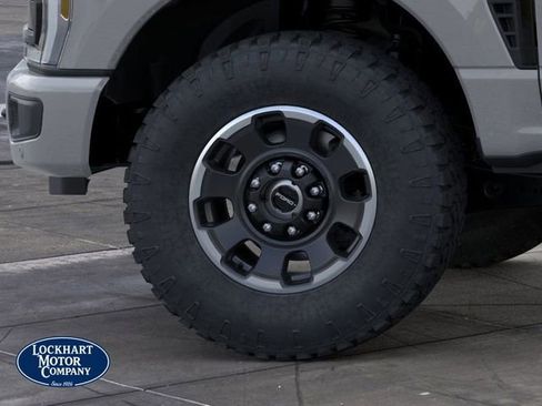 New 2026 Ford F250 Platinum w/ Tremor Off-Road Package image 49