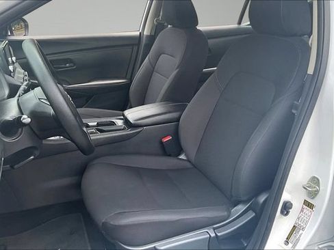 Used 2025 Nissan Sentra S FWD image 20