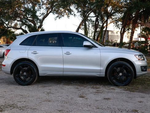 Used 2011 Audi Q5 2.0T Premium image 13