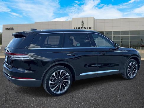New 2026 Lincoln Aviator Reserve AWD/4WD image 3