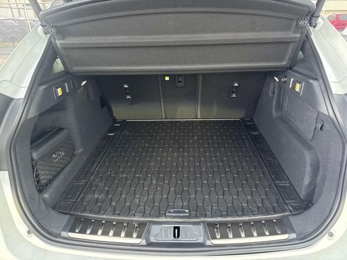 New 2026 Jaguar F-PACE R-Dynamic S image 7